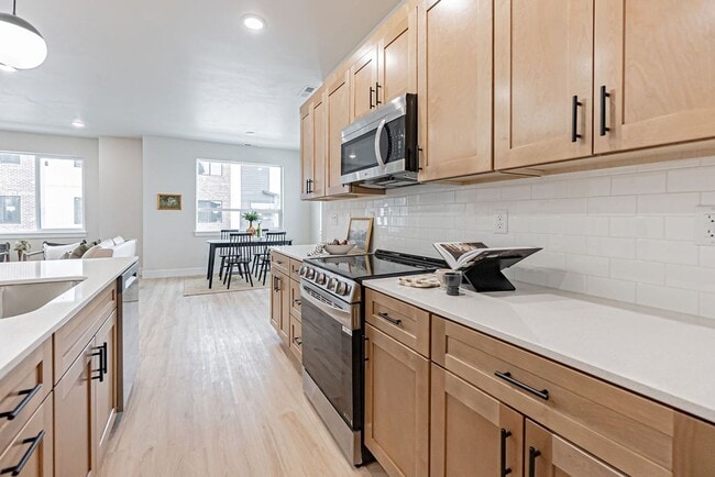 Building Photo - 455 Blue Spruce