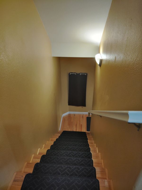 Building Photo - 2727 Hazelnut Ct