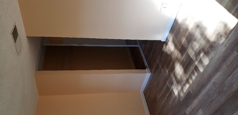 Building Photo - 1584 Amapola St