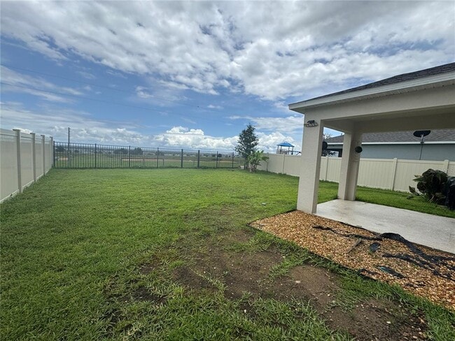 Building Photo - 4917 Vellacito Way