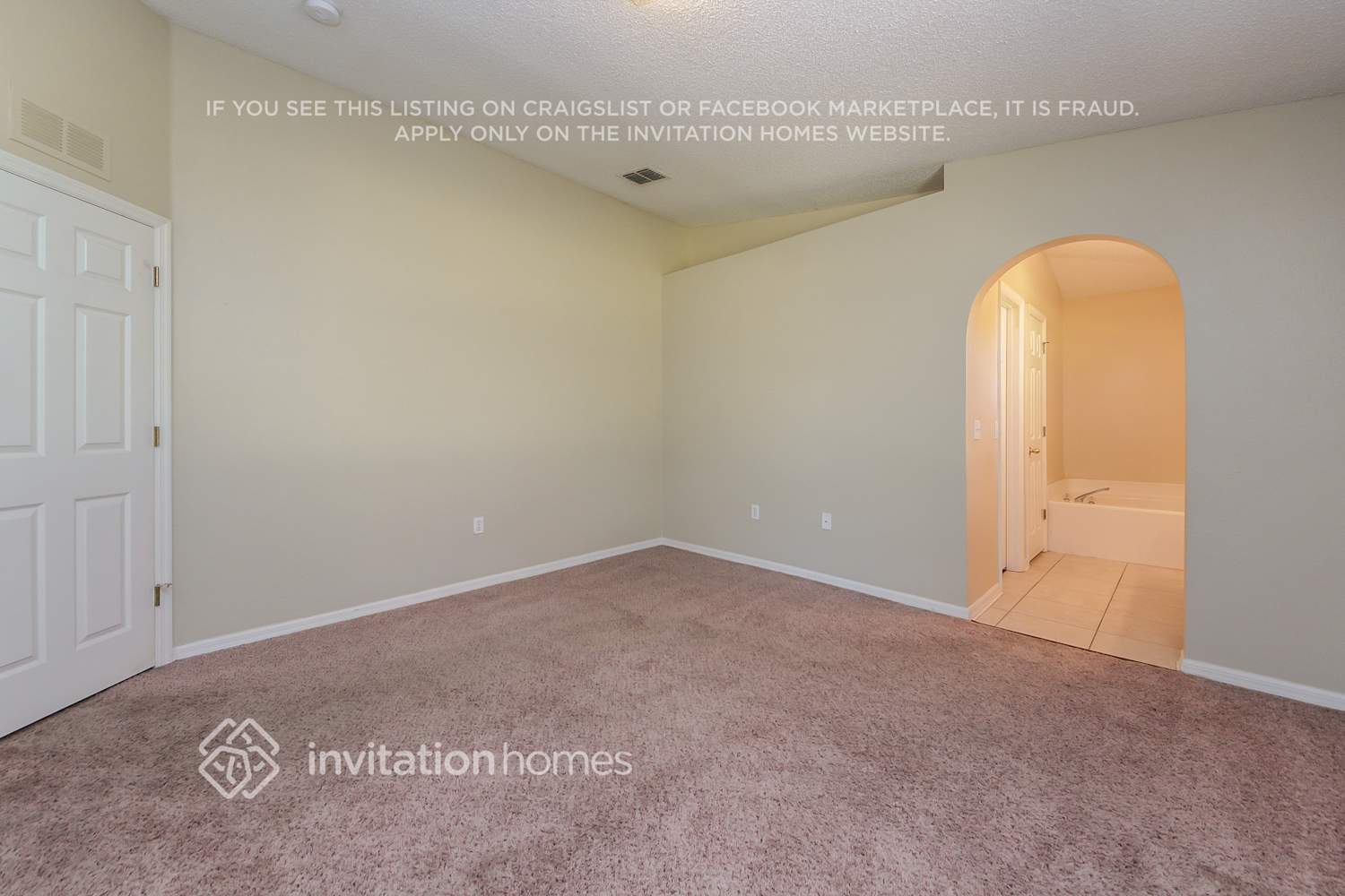 Building Photo - 3033 Elbib Dr