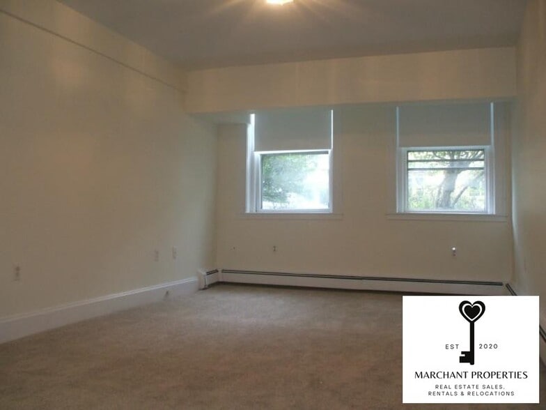 Building Photo - 20 John St