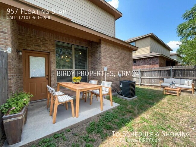 Building Photo - 957 Floating Star