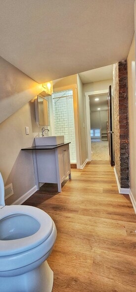 3rd Floor Bathroom - 215 Dakota Ave