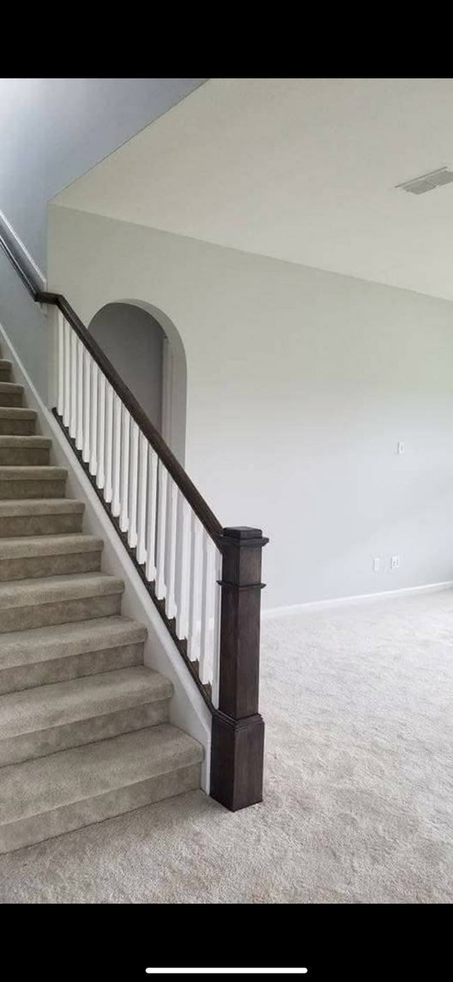 Building Photo - 26 Valley Grove Dr