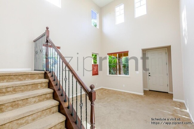 Building Photo - 681 Ringneck Ct