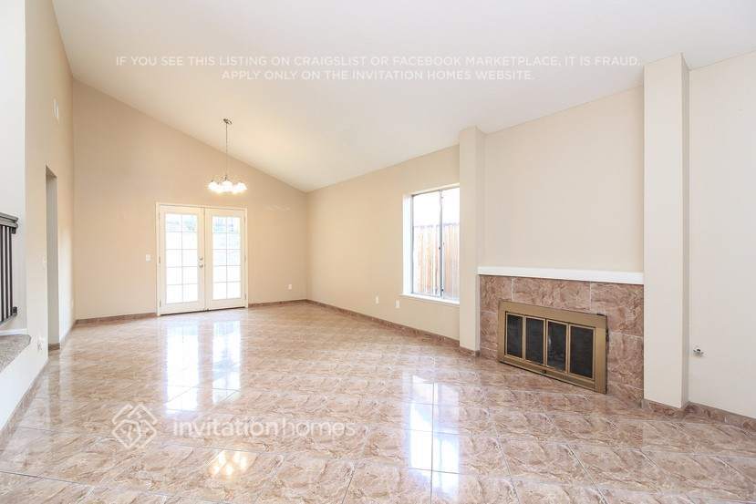 Building Photo - 25762 Fir Ave
