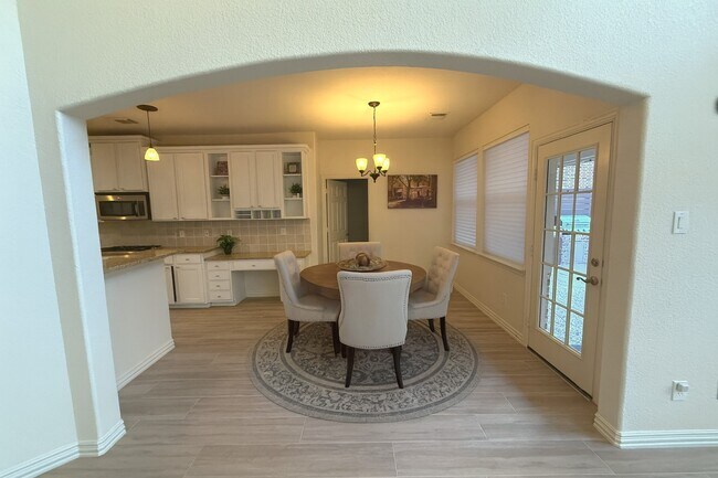 Building Photo - 66 Fulshear Ct