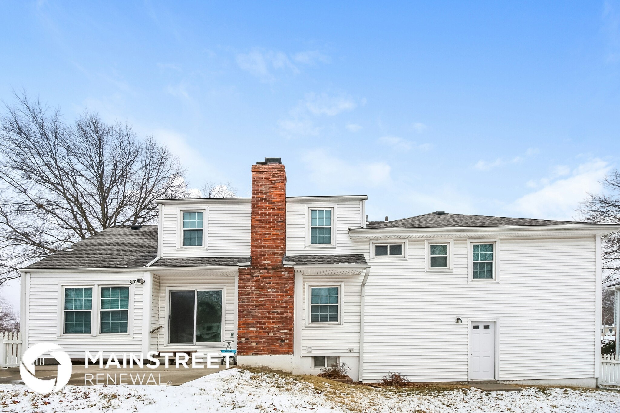 Building Photo - 6828 N Overland Dr