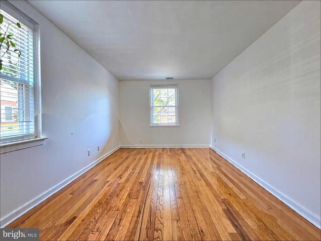 Building Photo - 4218 35th St S