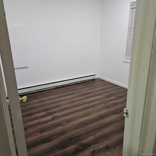 Building Photo - 114 Webster Ave