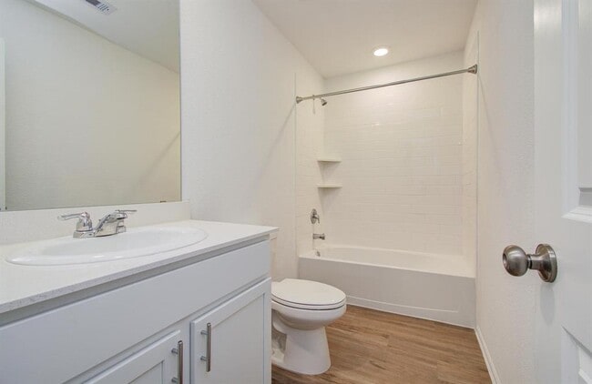 Building Photo - 10910 Bright Beacon Dr