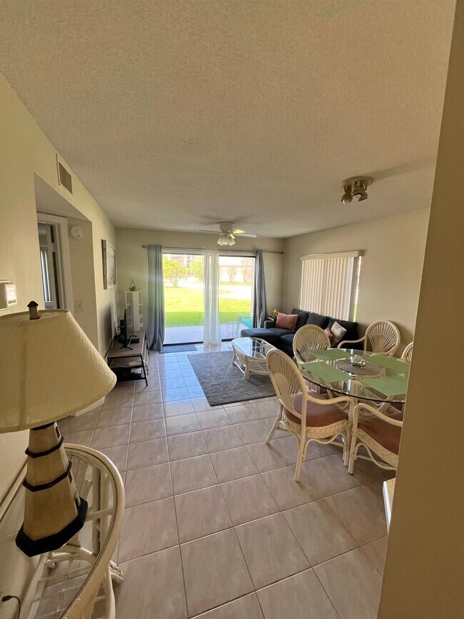 Building Photo - 4250-4A1a A1A S