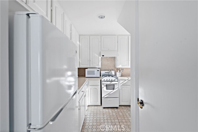 Building Photo - 2173 Crestview Dr