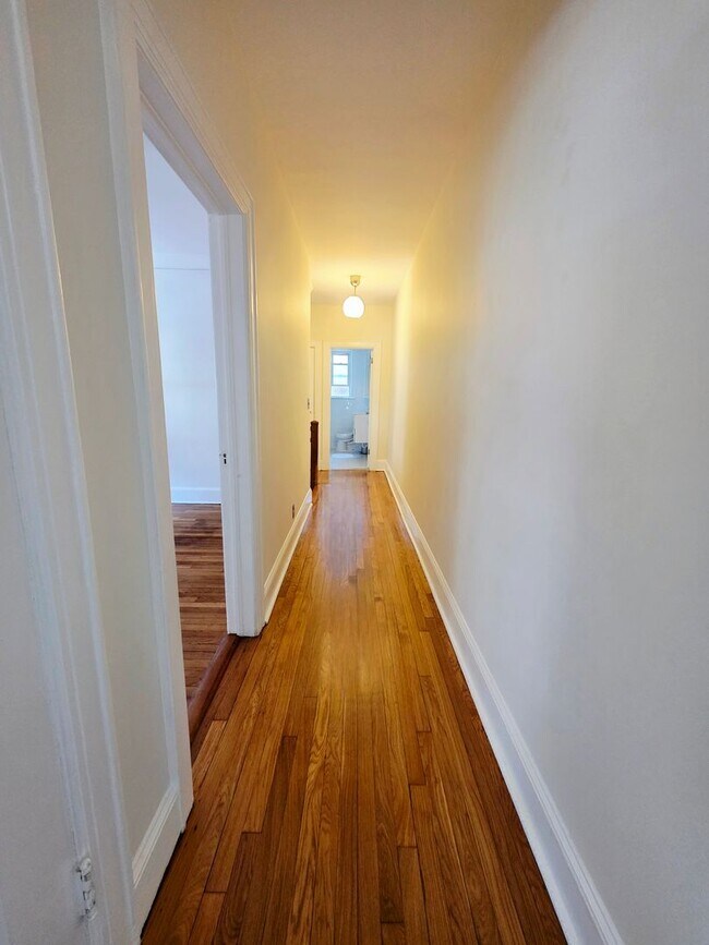 Building Photo - Charming Brick Home In Cliffside Park - No...
