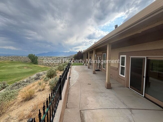 Building Photo - 963 Ranchview Cir
