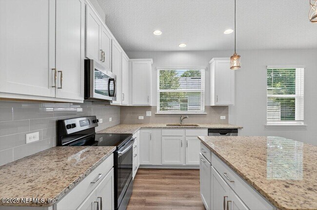 Building Photo - 2274 Lincoln Sendero Trail