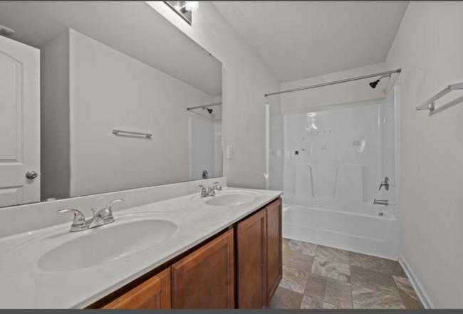 Building Photo - 1168 Brooksridge Way