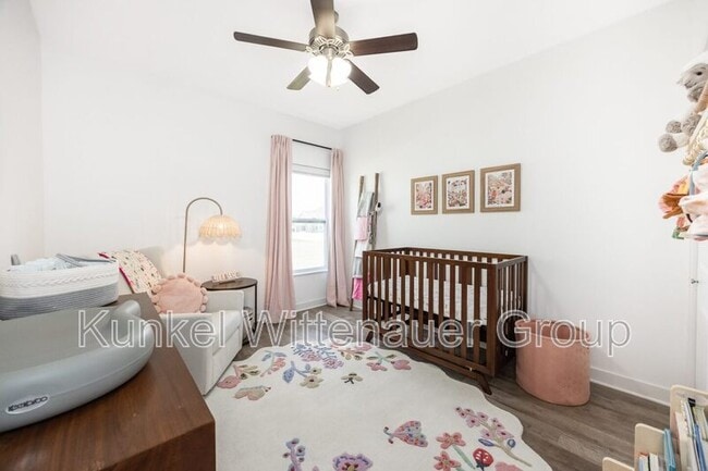 Building Photo - 2624 Beacon Point Ct