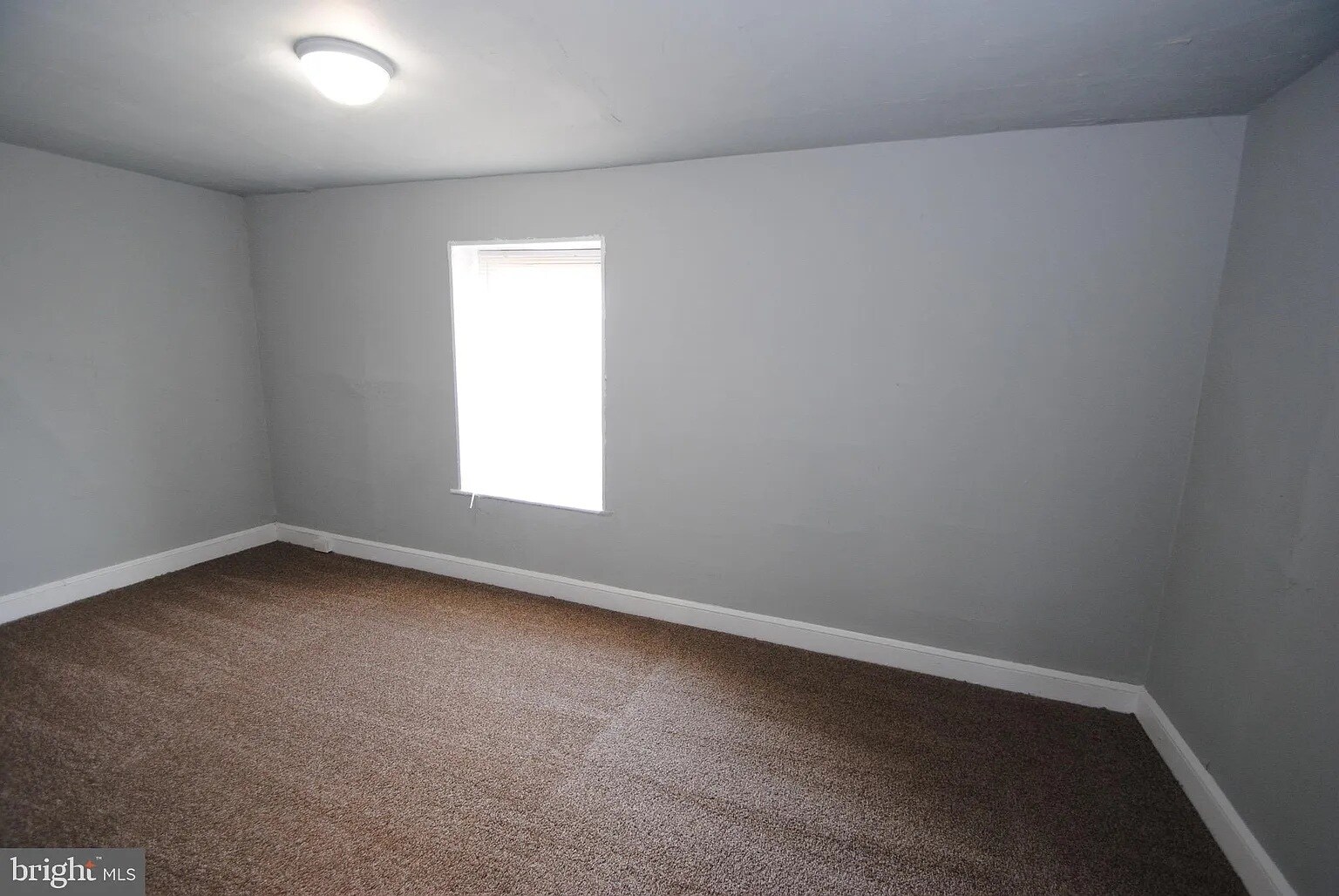 Building Photo - 205 Jones Ave