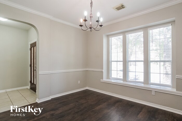 Building Photo - 13203 Redhead Ct