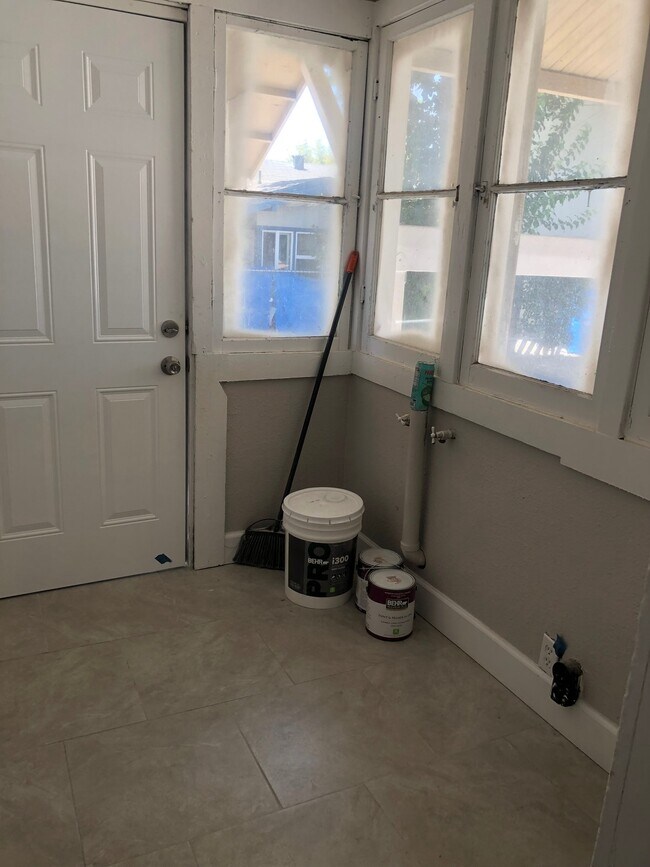 329 North Glenn Avenue, Unit 335 102 329 N Glenn Ave Fresno CA 93701