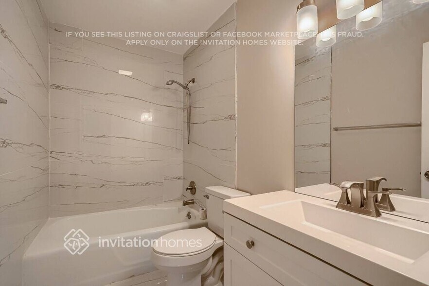 Building Photo - 2360 Sandgate Rd SW