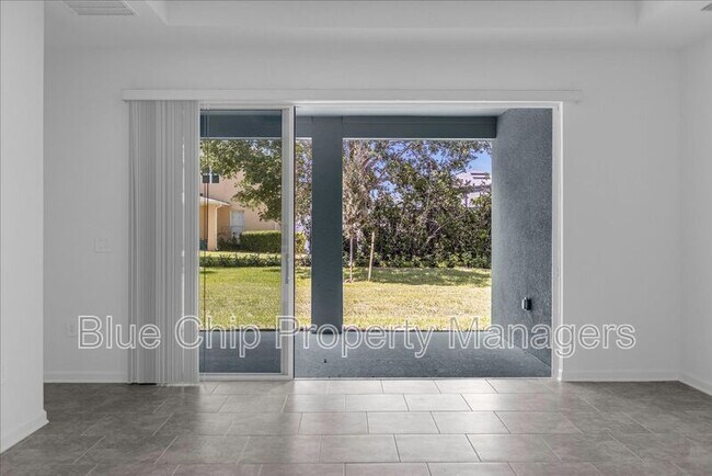Building Photo - 3078 Country Side Dr