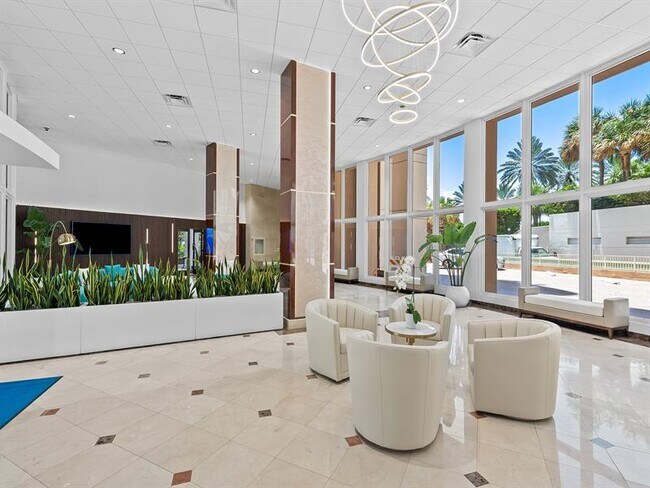 Building Photo - 4100 Galt Ocean Dr