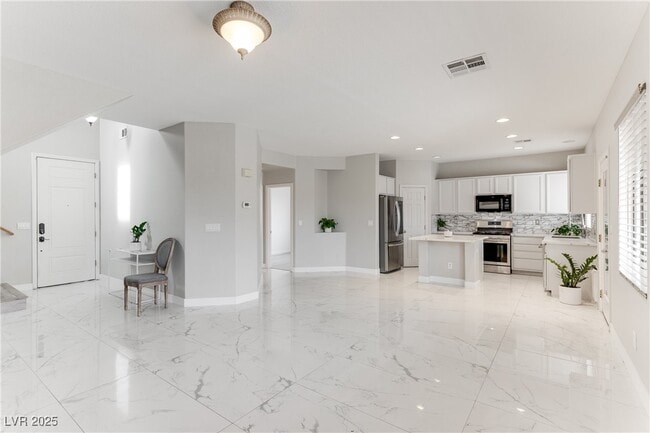 Building Photo - 5614 Midnight Breeze St