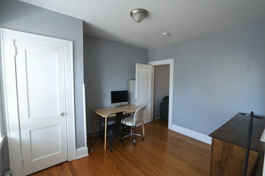 Building Photo - 38 North Ave E