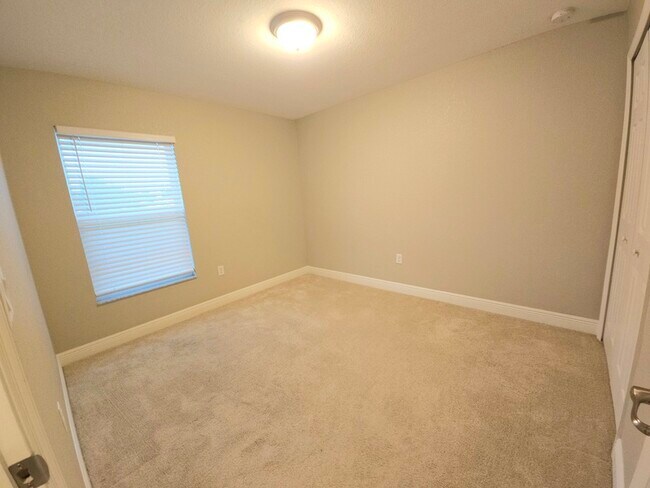 Building Photo - 106 Marion Oaks Pass