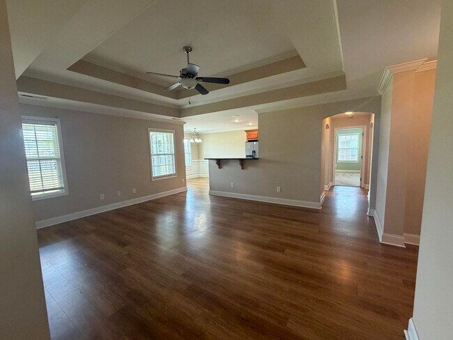 Building Photo - 2850 Foxcroft Cir