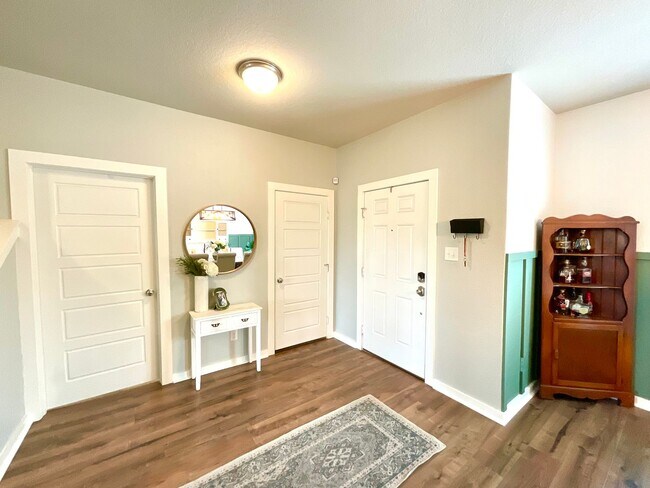 Building Photo - 10583 Pablo Way