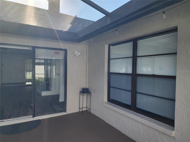Building Photo - 18303 Big Pond Way