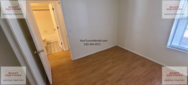 Building Photo - The Villages at Midvale Park - 2 Bedroom and 2 bathroom Condo