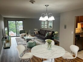 Building Photo - 1321 Worcester Rd