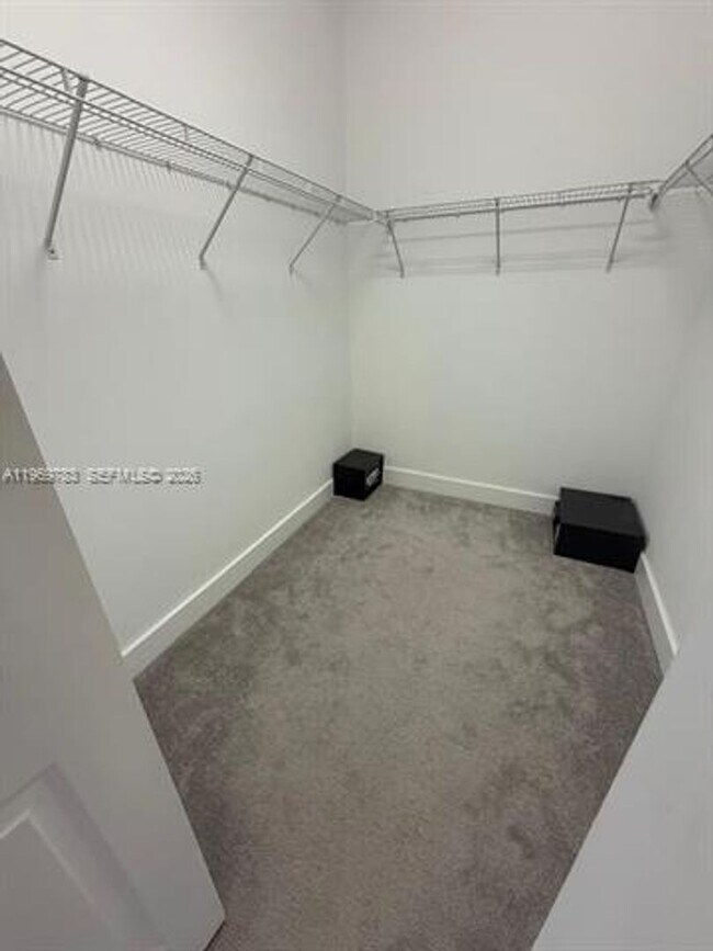 Building Photo - 4654 NW 83rd Pkwy