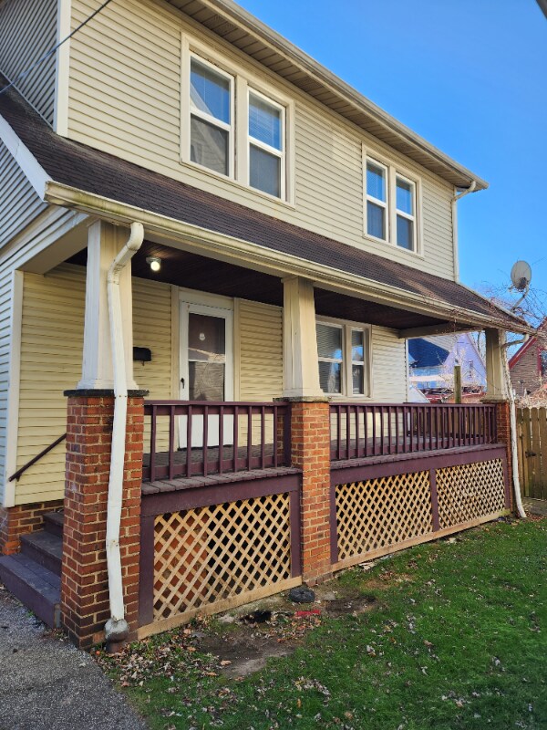 3809 Mapledale Ave 3809 Mapledale Ave Cleveland OH 44109 Apartment