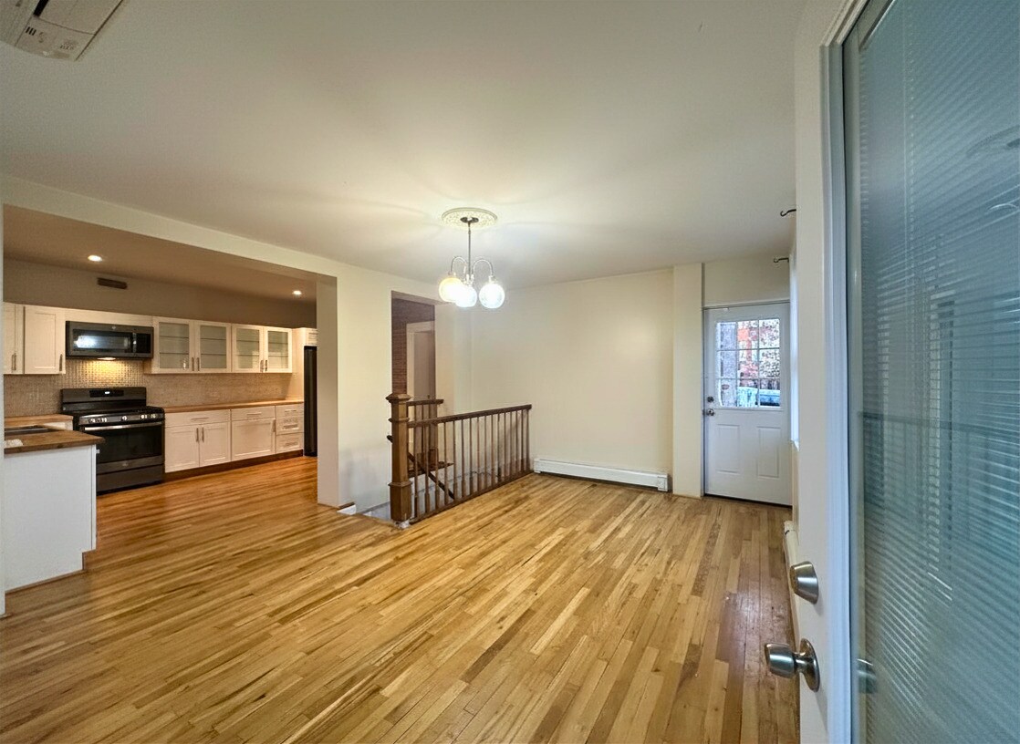 Building Photo - 75 Overlook Pl