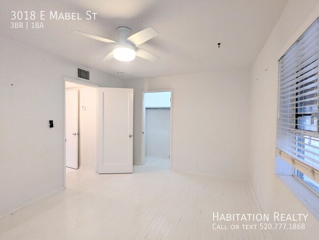 Building Photo - 3018 E Mabel St