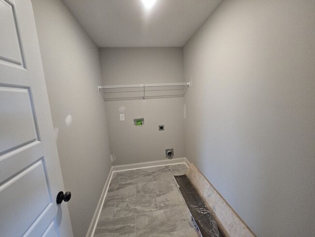 Building Photo - Ruby Floor Plan – 5BR/3BA New Construction...