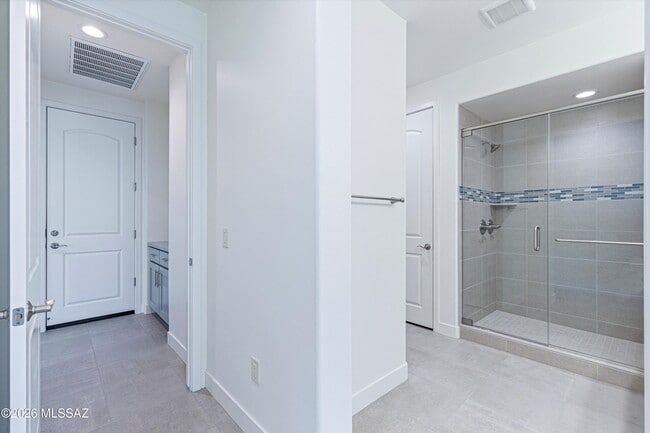 Building Photo - 30660 S Osprey Dr