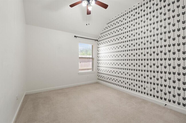 Building Photo - 9007 Painted Daisy Ln