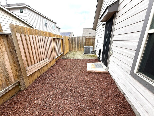 Building Photo - 7955 Fijian Cypress Dr