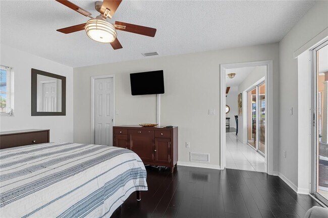 Building Photo - 1447 Gleneagles Dr
