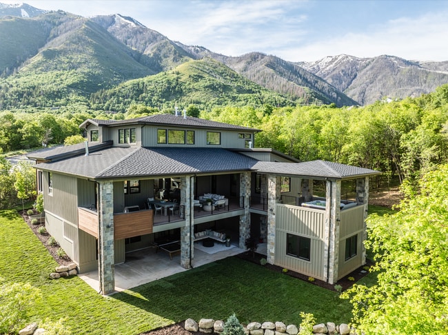 Building Photo - RENT TO BUY: 2024 Parade of Homes - Summit Creek