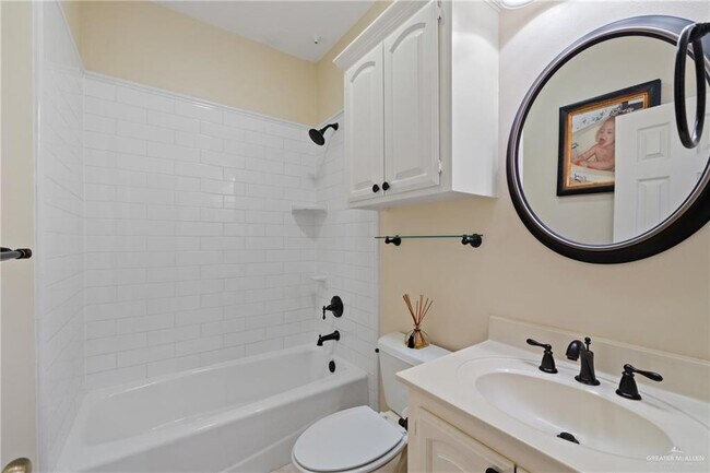 Building Photo - 29 N 1st Ln