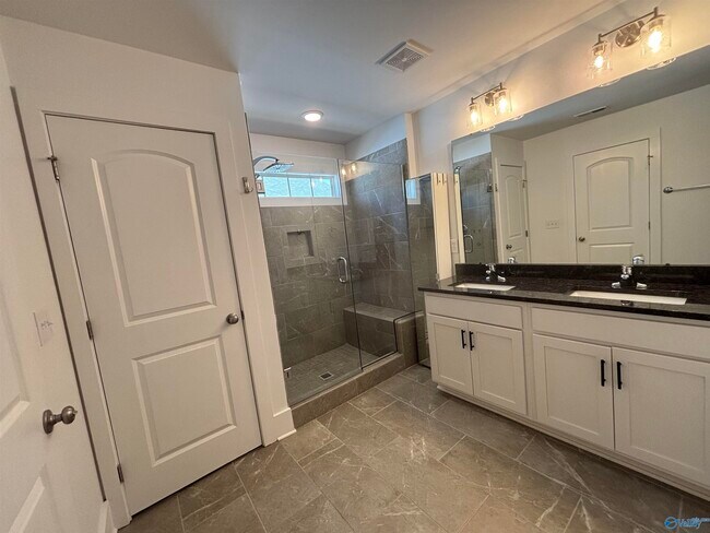 Building Photo - 109 Pitalo St