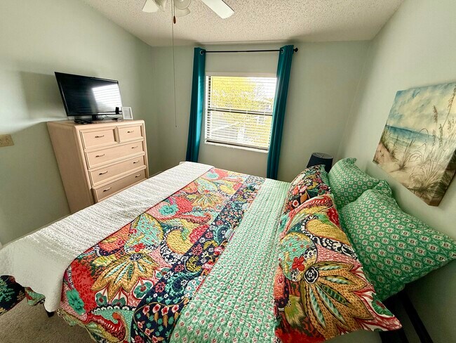Building Photo - 26 Talavera Ct